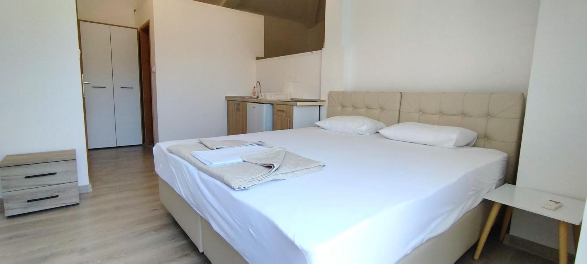 Villa Boka Sunrise Apartments تْشيرسيك نوفي الغرفة الصورة