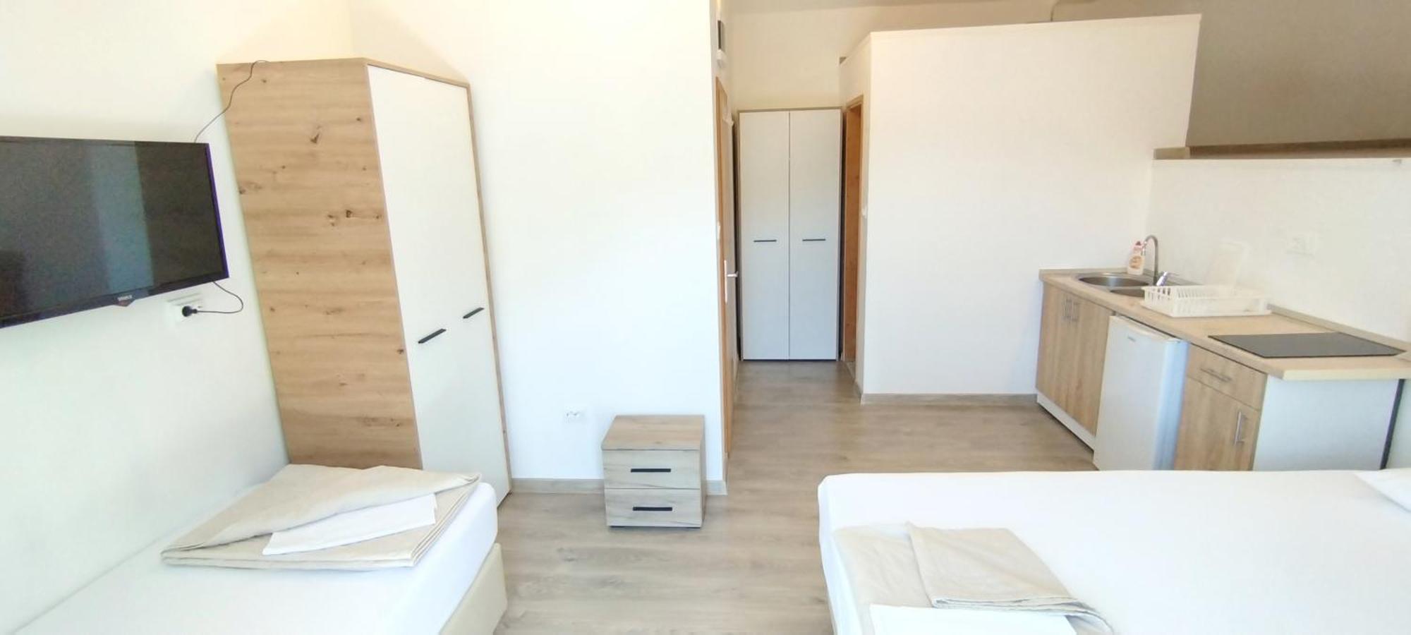 Villa Boka Sunrise Apartments تْشيرسيك نوفي الغرفة الصورة